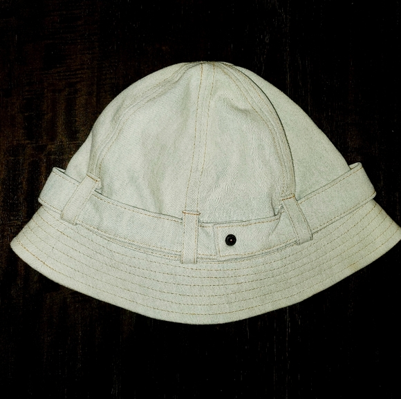 armani exchange bucket hat